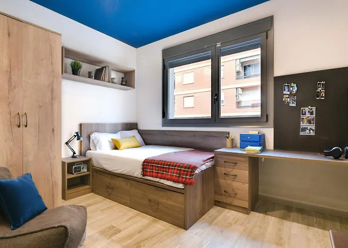 Livensa Living Studios Valencia Marina Real